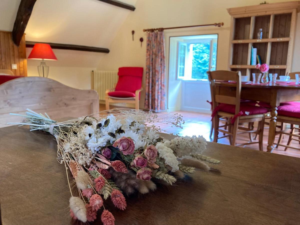 Manoir De Saint-Fiacre Bed and Breakfast Malansac Εξωτερικό φωτογραφία